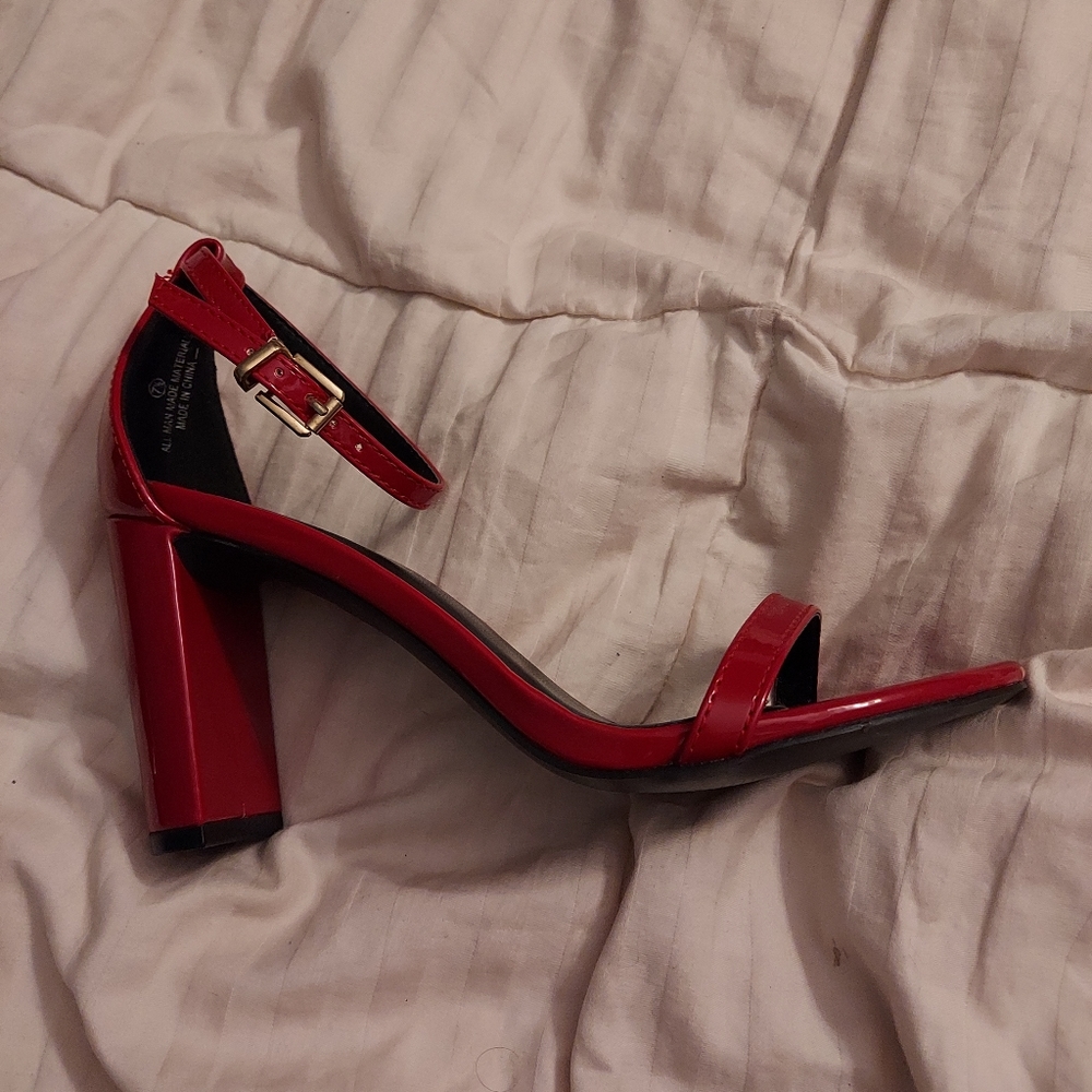 Red Wedges - Picture 4 of 4